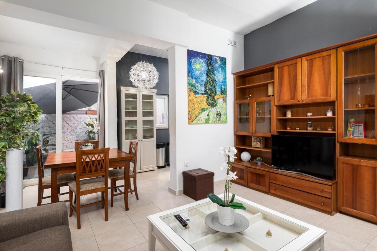 1 Bedroom Apartment With Cosy Backyard Close To Valletta フロリアーナ エクステリア 写真